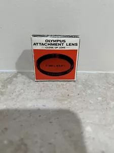 Olympus 43.5mm f=30 Attachment Lens Close Up w/ Case - Picture 1 of 3