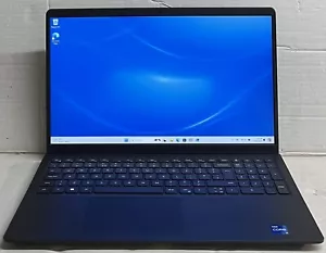 Dell Vostro 15 3510, 15.6" Intel Core i5 1135G7, 8GB RAM , 256GB SSD - Win 11 - Picture 1 of 6