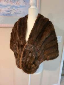 Vintage Brown Fur Shaw Coat With Pockets & Collar - Bild 1 von 15