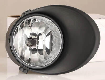 For 2007-2013 Toyota Tundra Clear Len Pair Fog Lights Front Bumper Driving Lamps - Image 1 of 4