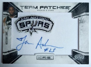 JAMES ANDERSON 166 PANINI ROOKIES & STARS TEAM PATCHES AUTO 426/459 2010-11 - Picture 1 of 2