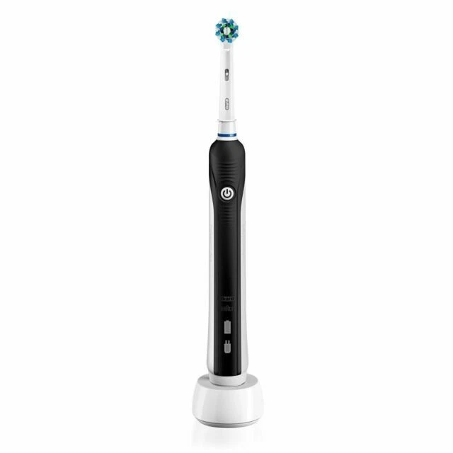 Oral-B Pro 1000 Crossaction Electric Rechargeable Toothbrush - Black