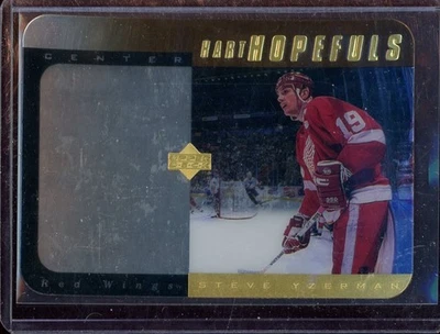 1996/97 Upper Deck Gold Hart Hopefuls Sergei Fedorov #HH4 /100 - Image 1 of 2