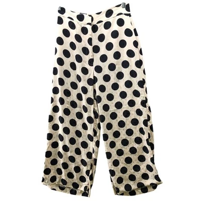 Calça Zara de Cetim Crop Perna Larga Feminina Cintura Alta Bege Preta Bolinhas Culotte - Imagem 1 de 4