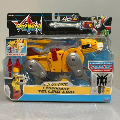 Voltron León Amarillo Clásico Legendario 40 Aniversario Playmates 2024  Foto 1 de 4