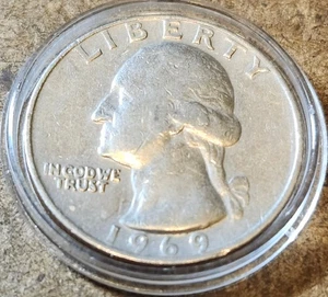 20% OFF SALE-Rare and Vintage 1969 Washington Quarter No Mint Mark - Picture 1 of 2