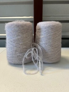 SOFT Spool Cone 1/2.7 Peru NOVELTY Alpaca Cotton Yarn 1lb 3oz 552gr 3105 Lilac B - Picture 1 of 4