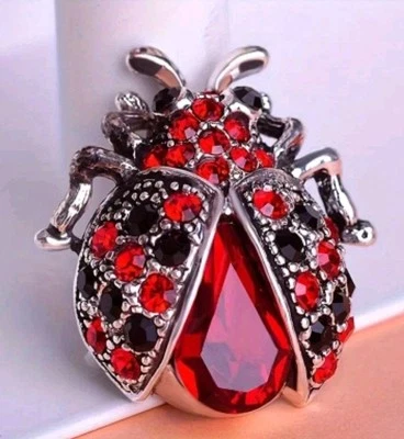 Broche LADYBIRD BROCHE UNISEX CRISTAL ROJO CON BOLSA DE REGALO  Foto 1 de 4