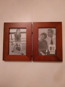 THE CELLAR PORTRAITS DOUBLE PECAN WOOD FRAME 4 X 6 INCH NEW IN BOX. - Picture 1 of 6