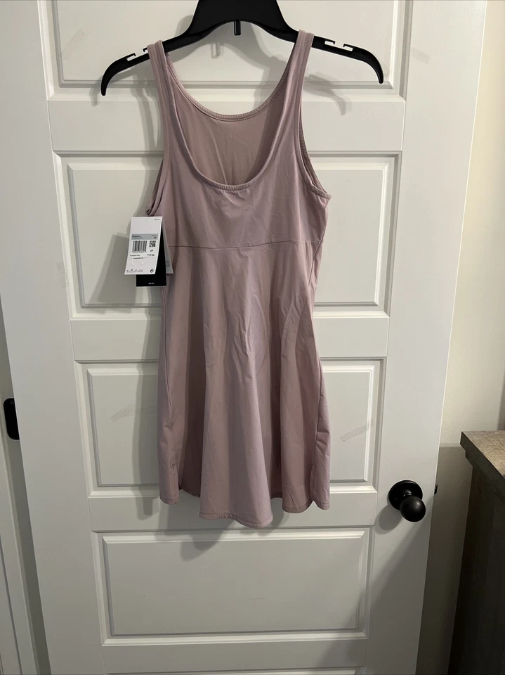 Nike Bliss Training Dress Womens L Mauve Attached Shorts Athletic Tennis