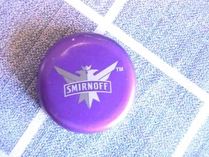 BOTTLE CAP USED PLASTIC LINED PURPLE SMIRNOFF ALCOPOP NORWALK CONNECICUT - Picture 1 of 3