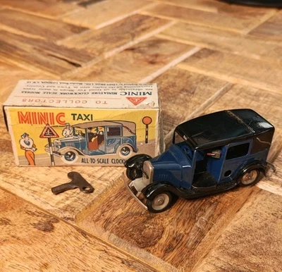 Triang Minic 39m Taxi Blue & Black Clockwork Tinplate Cab Rare with Box & Key - Image 1 of 4