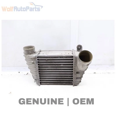 Audi TT 1999-2006 1,8 L - Intercooler turbo derecho 8L9145806B Foto 1 de 4