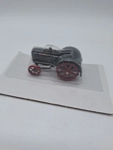 New Vintage ERTL Case Tractor "L" Metal Toy - Picture 1 of 10