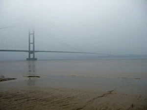 Foto 6x4 Wintersonnenwende am Humber Barton-Upon-Humber sehr trist für c2007 - Bild 1 von 1