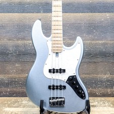 Sire Marcus Miller V7 2nd Generation Lake Placid Blue 4-String El. Bass w/Bag