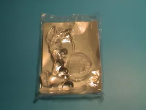ENERGIZER BUNNY 1992 SKIER CHRISTMAS TREE ORNAMENT NEW IN PACK CLEARANCE - Picture 1 of 4