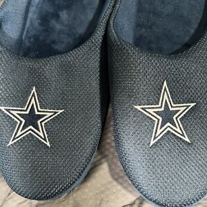 Dallas Cowboys  Slippers Size Mens Medium 9-10 Plush Lined Slip On Embroidered