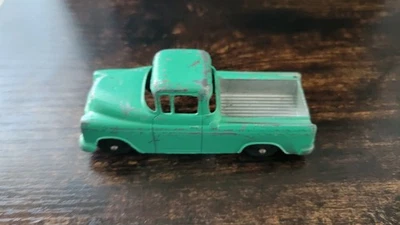 Camión de juguete fundido a presión Chevrolet Chev Cameo Carrier 4" años 50 TootsieToy Chicago EE. UU. Foto 1 de 4