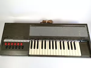 Vintage Bontempi Electric 1980's Italian Keyboard Brown Art. BN8.15 Good Sound - Picture 1 of 11