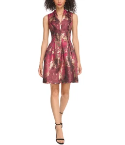Vince Camuto Women Jacquard V-Neck Fit & Flare Dress Magenta Size 8 - Picture 1 of 1