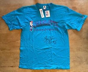 LARRY JOHNSON #2 AUTOGRAPHED SIGNED CHARLOTTE HORNETS T-SHIRT JSA CERTIFIED - Picture 1 of 7