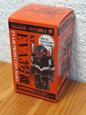 Figura Medicom Kubrick EVANGELION 2.0: EV A-03 modelo de producción + pieza extra Foto 1 de 2