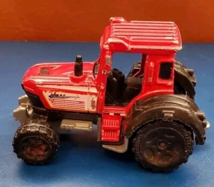 2006 Red Matchbox Tractor Diecast Metal Vehicle Collectible Replacement Toy - Picture 1 of 8