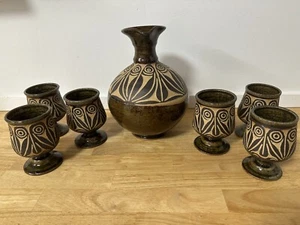 Rare Vintage Papau New Guinea KTG PNG Pottery - Large Jug And 6x Goblets - Picture 1 of 13