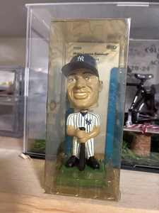 Derek Jeter MLB Mini PlayMakers Bobble Head 2002 New York Yankees NIB🗽⚾️ - Picture 1 of 4