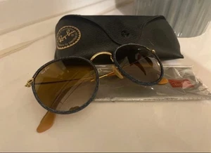 Ray-Ban Sunglasses - Picture 1 of 4