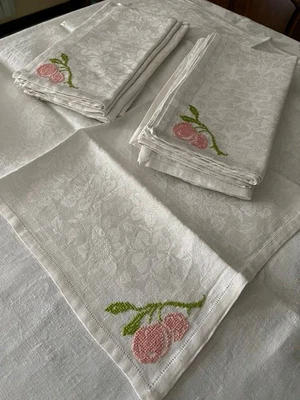 Antica grande tovaglia di fiandra di puro Lino ricamo a mano con 12 tovaglioli - Immagine 1 di 4