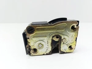 Renault Scenic I 2003 Hinten rechts Türschloss hinten UST131955 - Bild 1 von 4