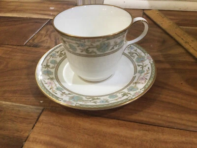 Noritake Bone China 9704 Sakura 2 pc cup and saucer 3'' cup, 6''saucer 1 set(s) - Image 1 of 4