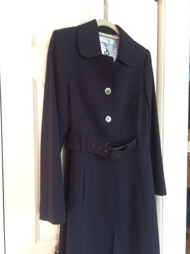 Abrigo para mujer Tahari Arthur S Levine 8 forrado negro con cinturón Pit-pit 20” largo 38” Foto 1 de 4