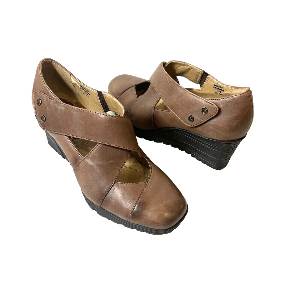 Zapato Earth Mujer Talla 7.5B Cuña Tacones Altos A Presión Bomba Entrecruzado Cuero Marrón Foto 1 de 4