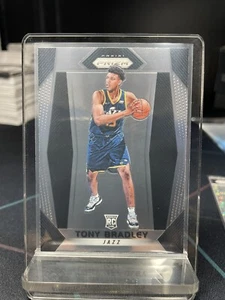 2017-18 Panini Prizm #118 Tony Bradley Base RC - Picture 1 of 2