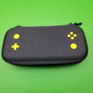 Rayvol Nintendo Switch Hülle - Schwarz Reißverschluss Tragetasche mit Spielfächern - Bild 1 von 5