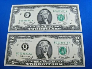 BANCONOTA 2 DOLLARI 1976 RISERVA FEDERALE - 2 SEQUENZIALI S/NS - LOTTO DI 2 (skupm33) - Foto 1 di 2