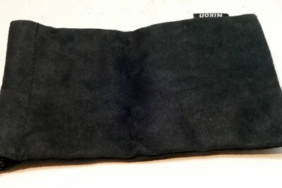 Nikon Nikkor Soft Drawstring Pouch Case Lens  for Z 50-250mm or 55-200mm AF-S - Image 1 of 4