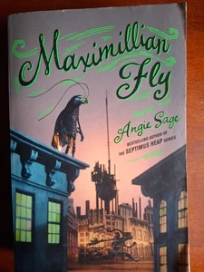 Maximillian Fly By Angie Sage, A Dark And Twisted Tale, First Edtion Paperback  - Picture 1 of 9
