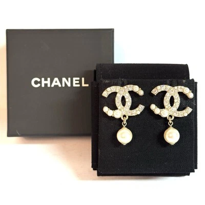 Chanel Ohrringe CC Drop Pearl Gold, Perlen & Brillant Optik Echtheit Geprüft! - Bild 1 von 4