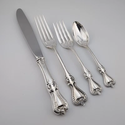 Toalla Antigua Colonial Plata de Ley 4 Piezas Ajuste de Lugar - Tamaño Cena - Sin Mono Foto 1 de 3