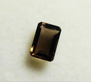 MUY BONITO CUARZO AHUMADO 6 x 4 mm CORTE ESMERALDA BRASIL - Imagen 1 de 1