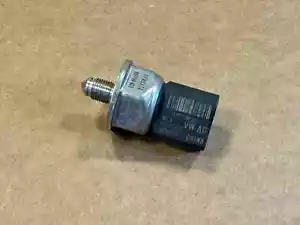 NEW GENUINE AUDI PORSCHE VW SEAT SKODA Fuel Pressure Sensor 06K906051A - Picture 1 of 12