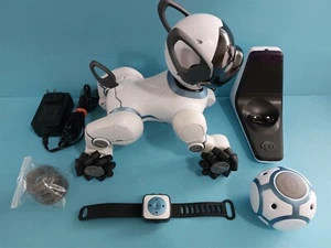 WOWWEE CHIP INTERACTIVE PUPPY ROBOT DOG WITH SMART BALL, REMOTE BAND, SMART BED - Picture 1 of 5