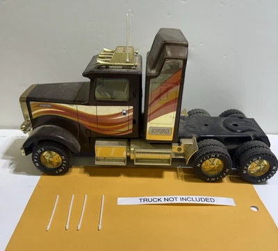 4 new white  antenna for   Nylint  Pressed Steel semi tuck. Tractor trailer - Image 1 of 4