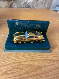 Corgi Aston Martin DB5 Goldfinger 35th Anniversary Gold Plated 1:43 Scale - Picture 1 of 4