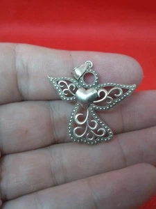 .925 Angel with small 10K heart pendant - Picture 1 of 9