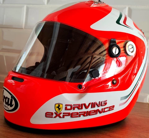 F1 SCUDERIA FERRARI DRIVING EXPERIENCE 1:1 ARAI GP-5X HELMET  WITH BAG NEW Cover